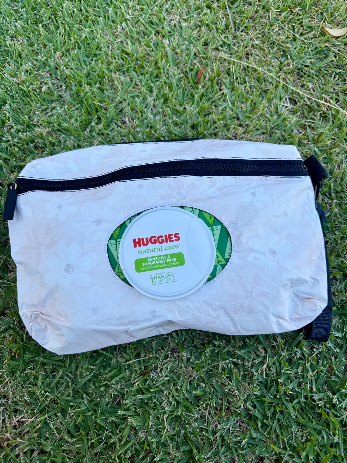 MISPRINT DIAPER CLUTCH