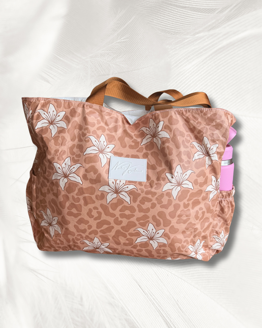 Cheetah Lily Holoholo Bag