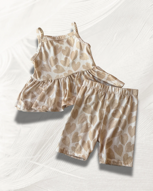 Neutral Kalo Nala Biker Set