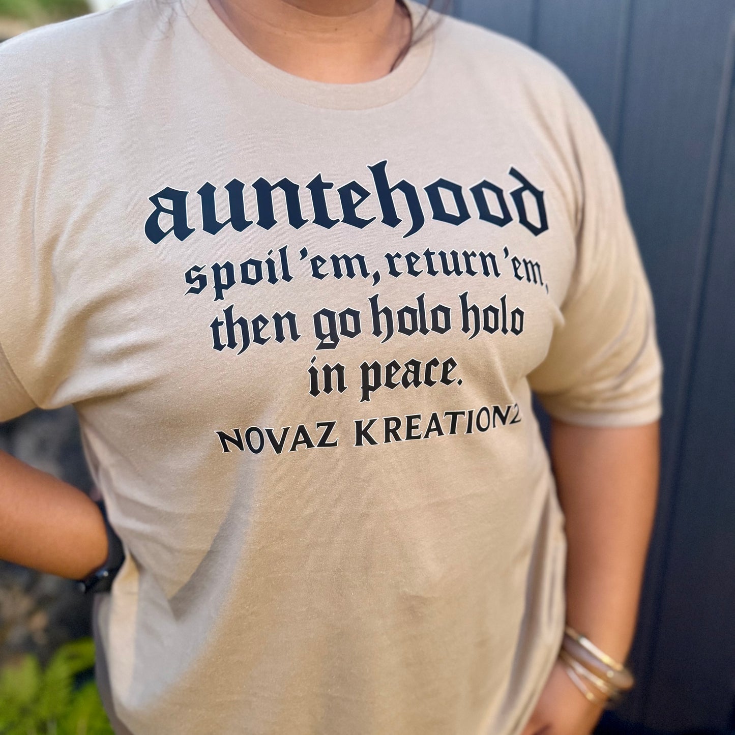 Auntehood Tee